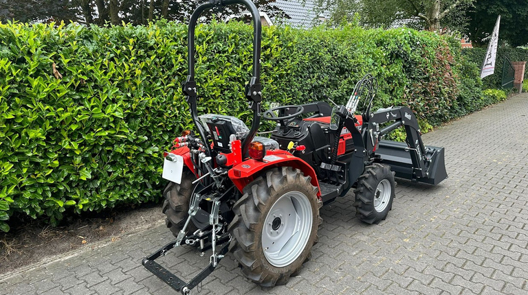 Fieldtrac 270D met voorlader, Aanbieding + Weidesleep al vanaf € 195,- p/maand.