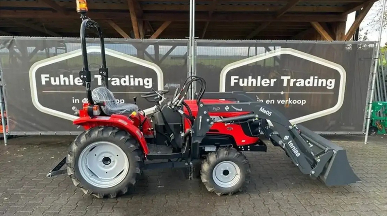 Fieldtrac 922 met voorlader Aanbieding Demo + Weidesleep, al vanaf € 205,- per maand.