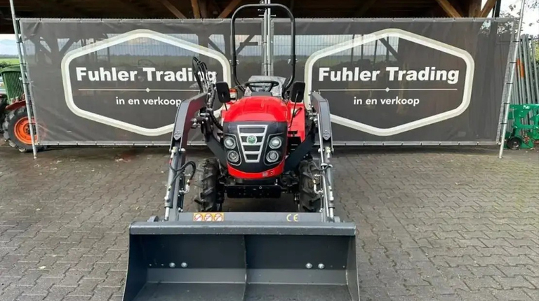 Fieldtrac 922 met voorlader Aanbieding Demo + Weidesleep, al vanaf € 205,- per maand.